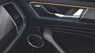 Jakościowe nagłośnienie w samochodzie – jak projektowane są systemy audio w modelach ŠKODY?