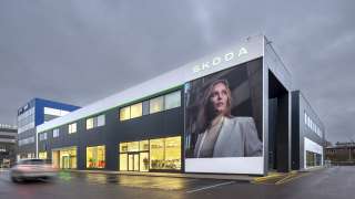 Škoda wdraża nową identyfikację wizualną w salonach dealerskich