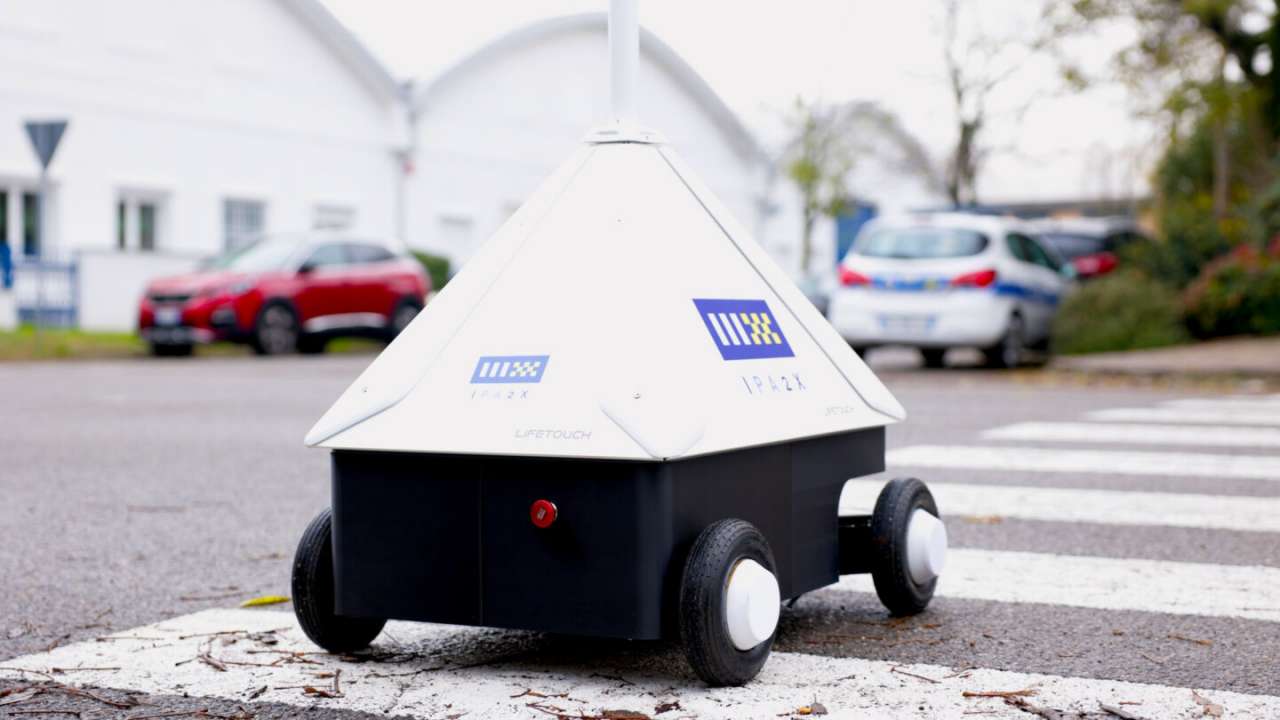 Ochrona pieszych pod czujnym okiem robota. Škoda dba o bezpieczeństwo wszystkich na drodze