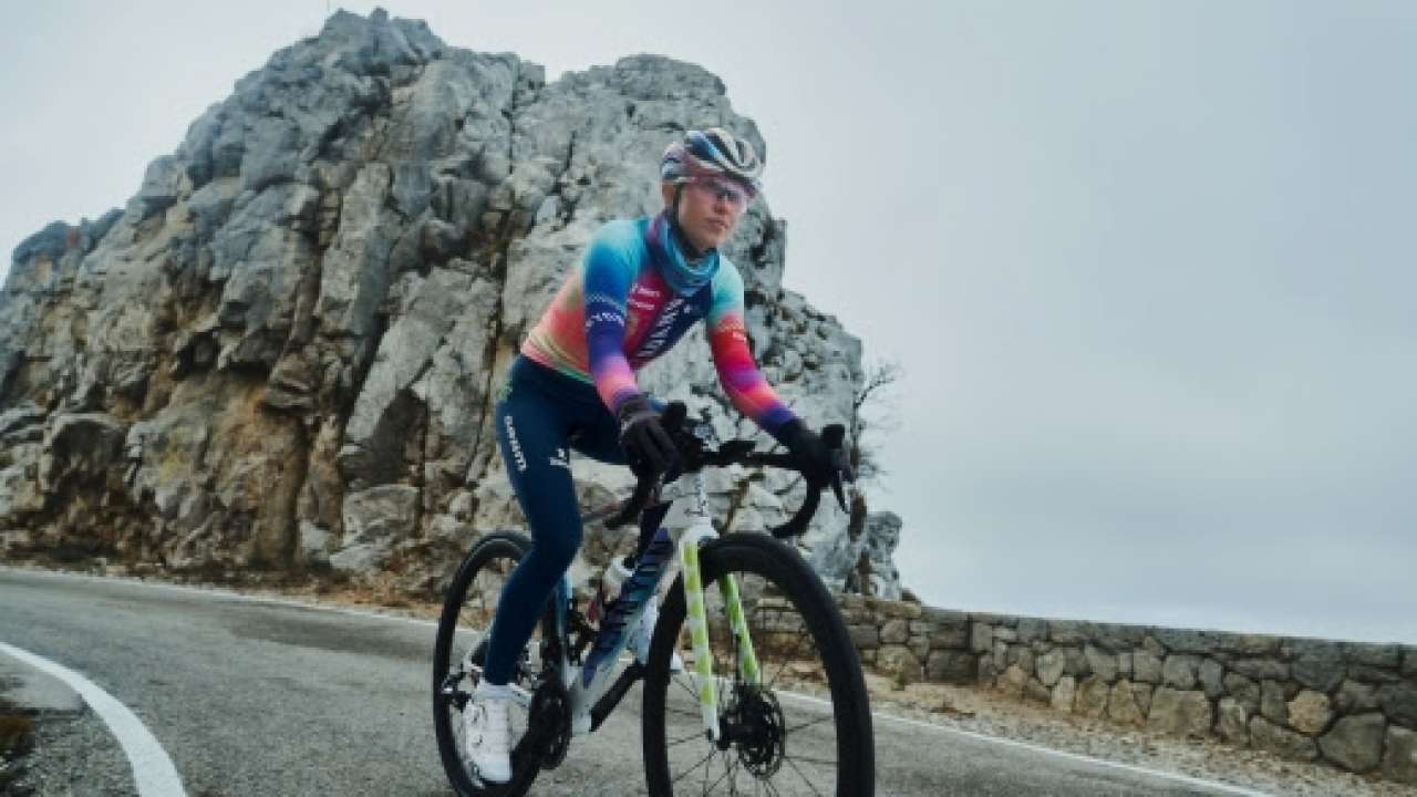 Kasia Niewiadoma w tegorocznej edycji Tour de France Femme z dumą wspierana przez markę Škoda