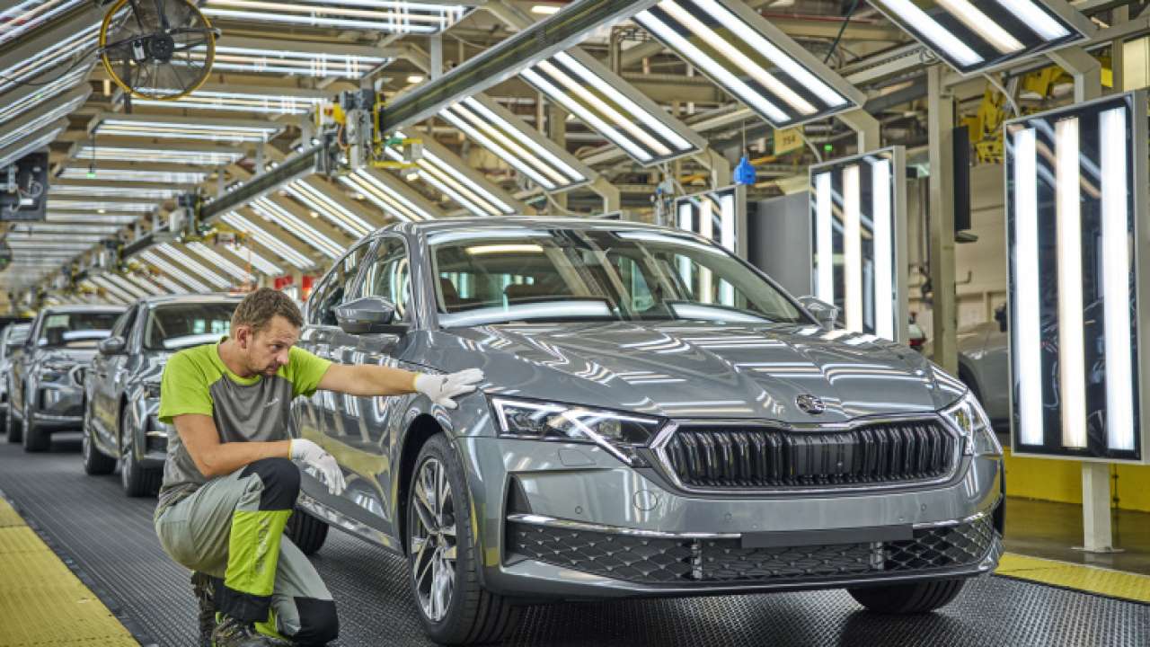 Fabryka w Kvasinach dołącza do produkcji Škody Octavii