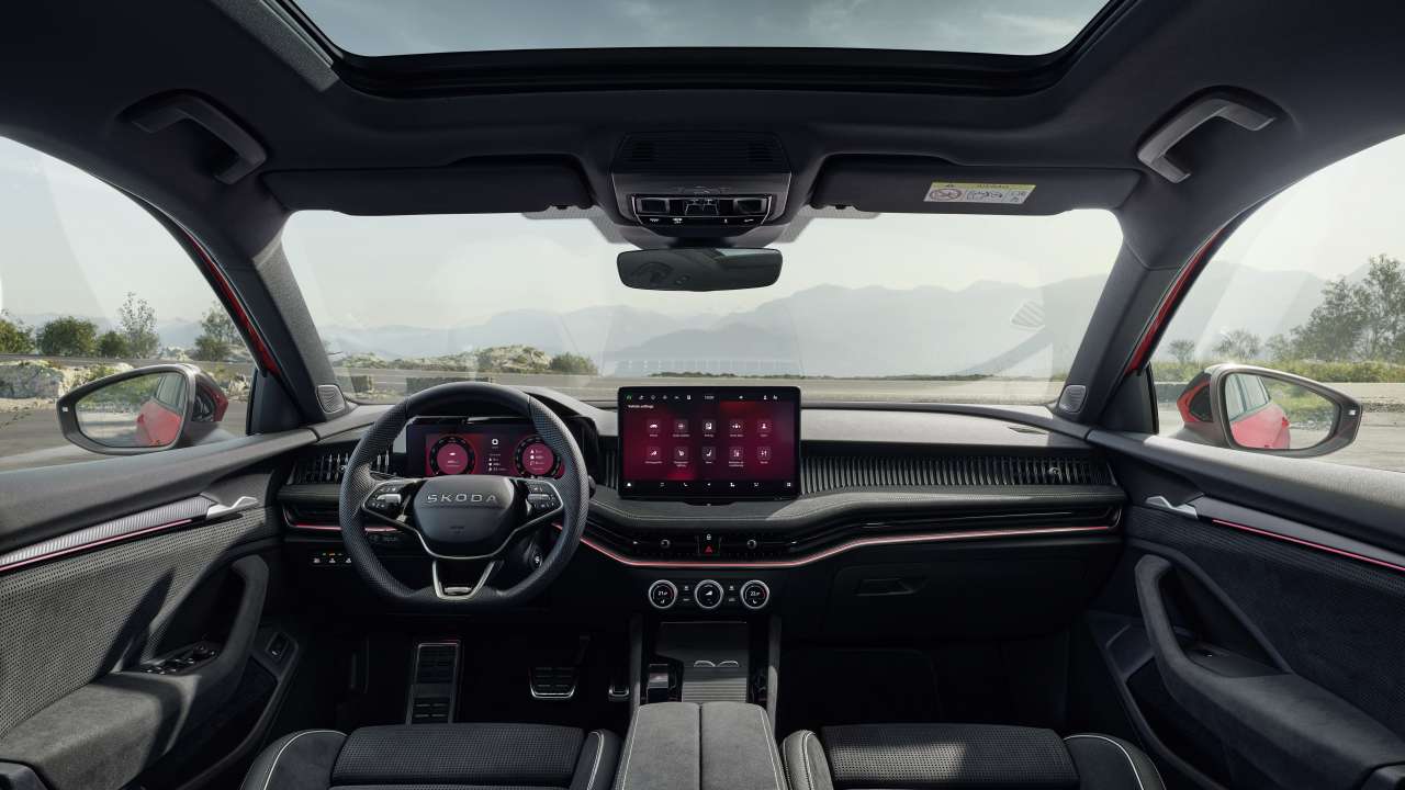 Nowa Škoda Superb Sportline