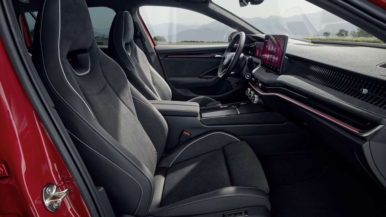 Nowa Škoda Superb Sportline