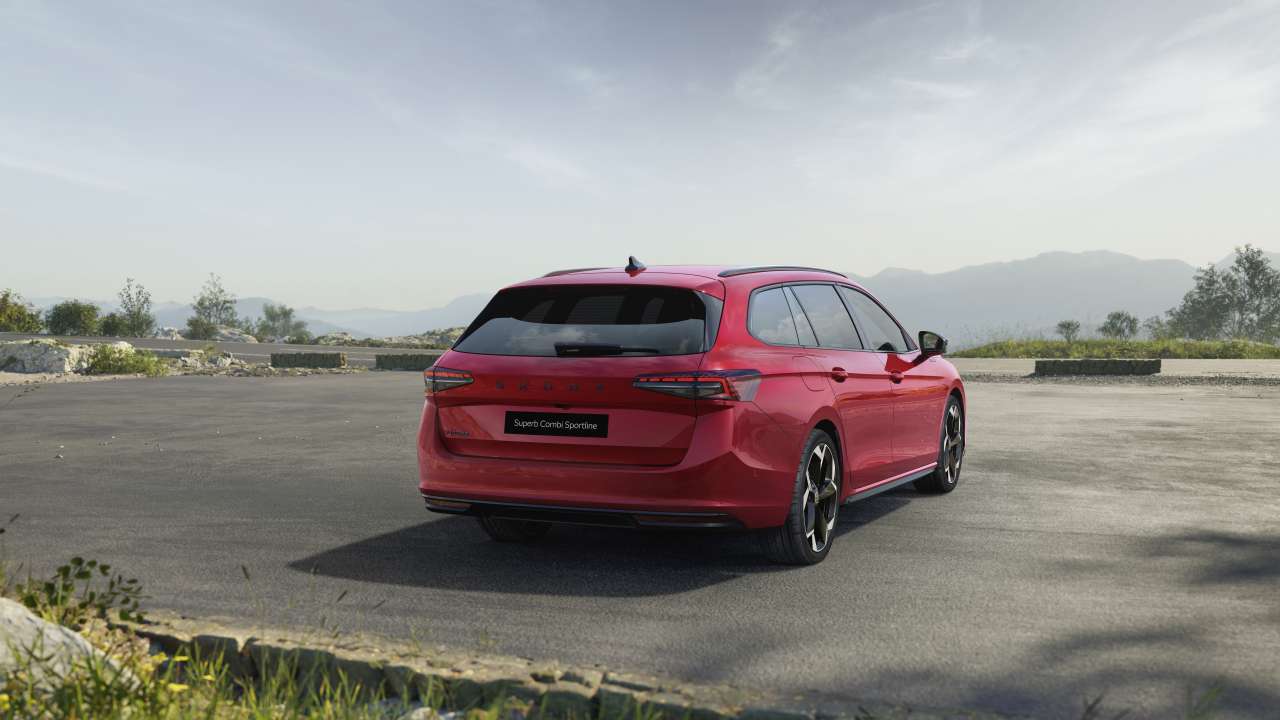 Nowa Škoda Superb Sportline