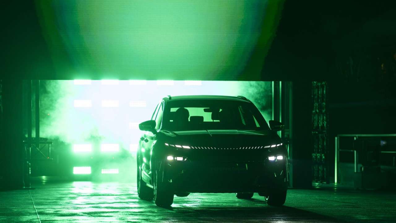 Premiera Škody Elroq: kostka LED, kamera, akcja!