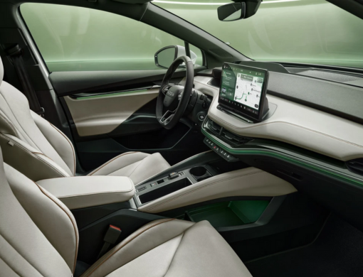 Škoda prezentuje topowe wnętrze Laurin & Klement dla modeli Elroq, Enyaq i Enyaq Coupé