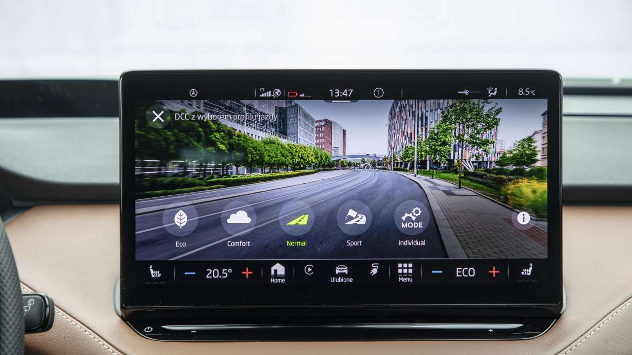 Enyaq Coupé PY00176