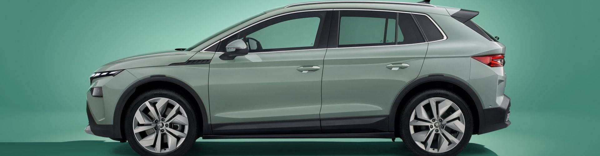 Długo wyczekiwany Elroq 85x wreszcie z ceną - Škoda publikuje cennik i ujawnia szczegóły wyposażenia nowego modelu z napędem 4x4