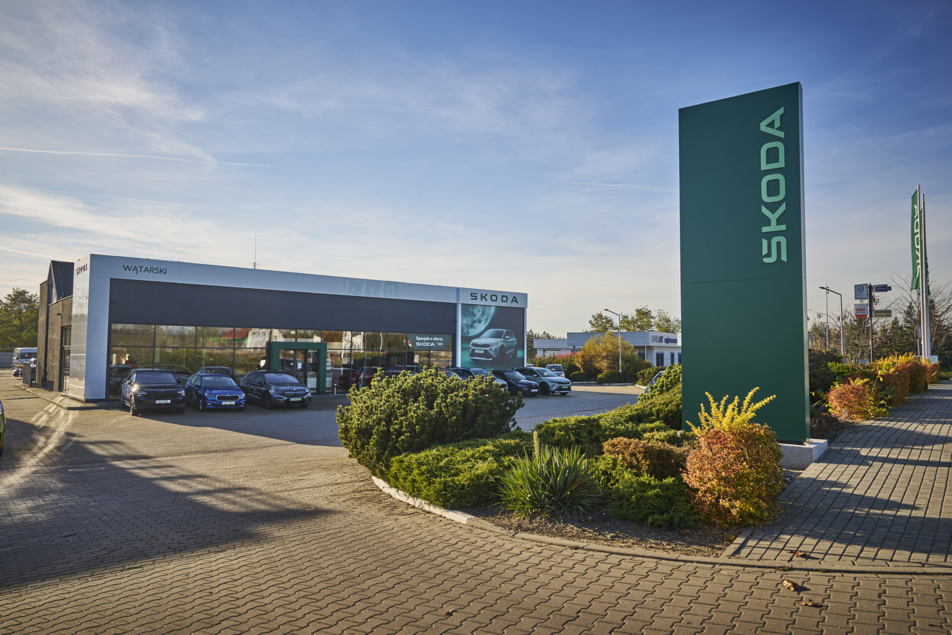 Zaczęło się od kolejki po Felicię. Salon Wątarski 500. punktem globalnego rebrandingu marki