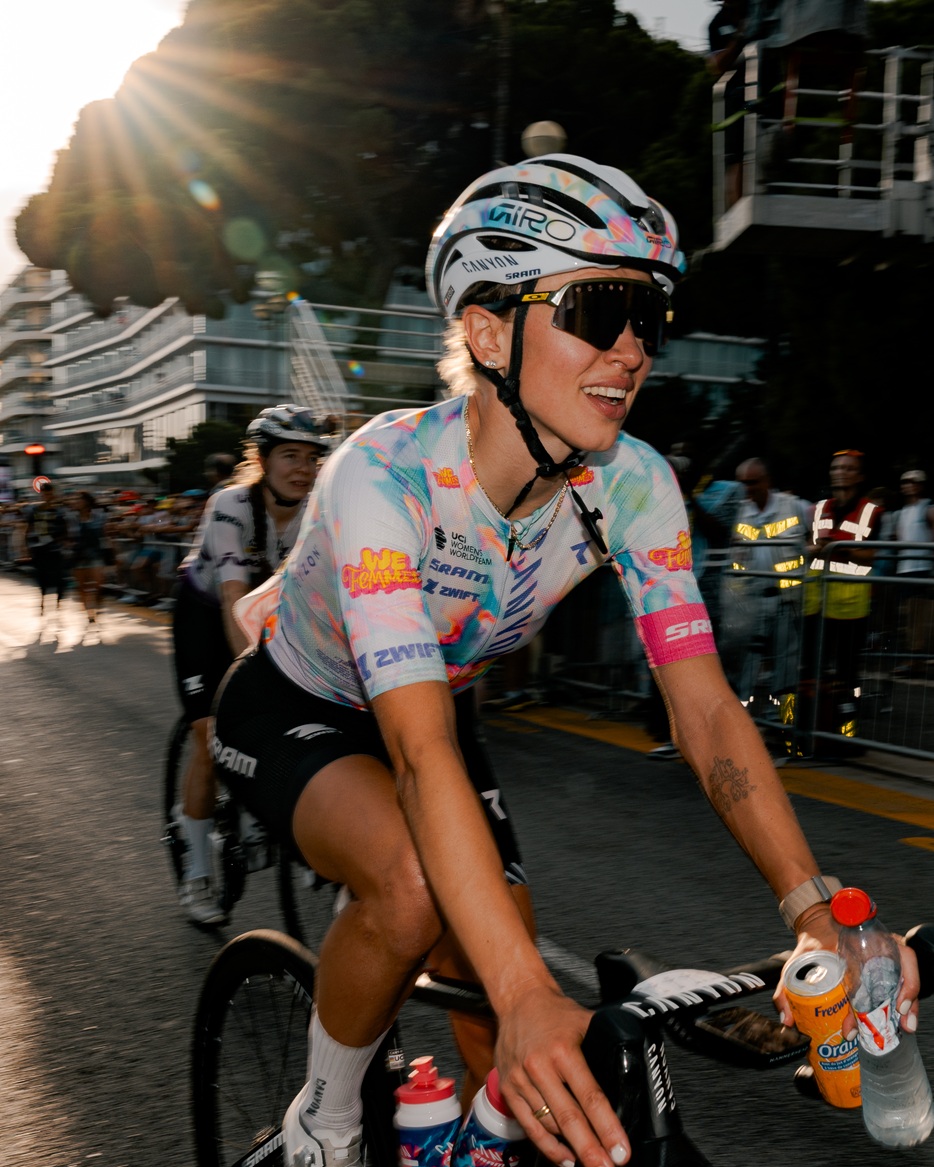 Škoda świętuje drugie miejsce w Tour de France Femmes 2026 Katarzyny Niewiadomej-Phinney