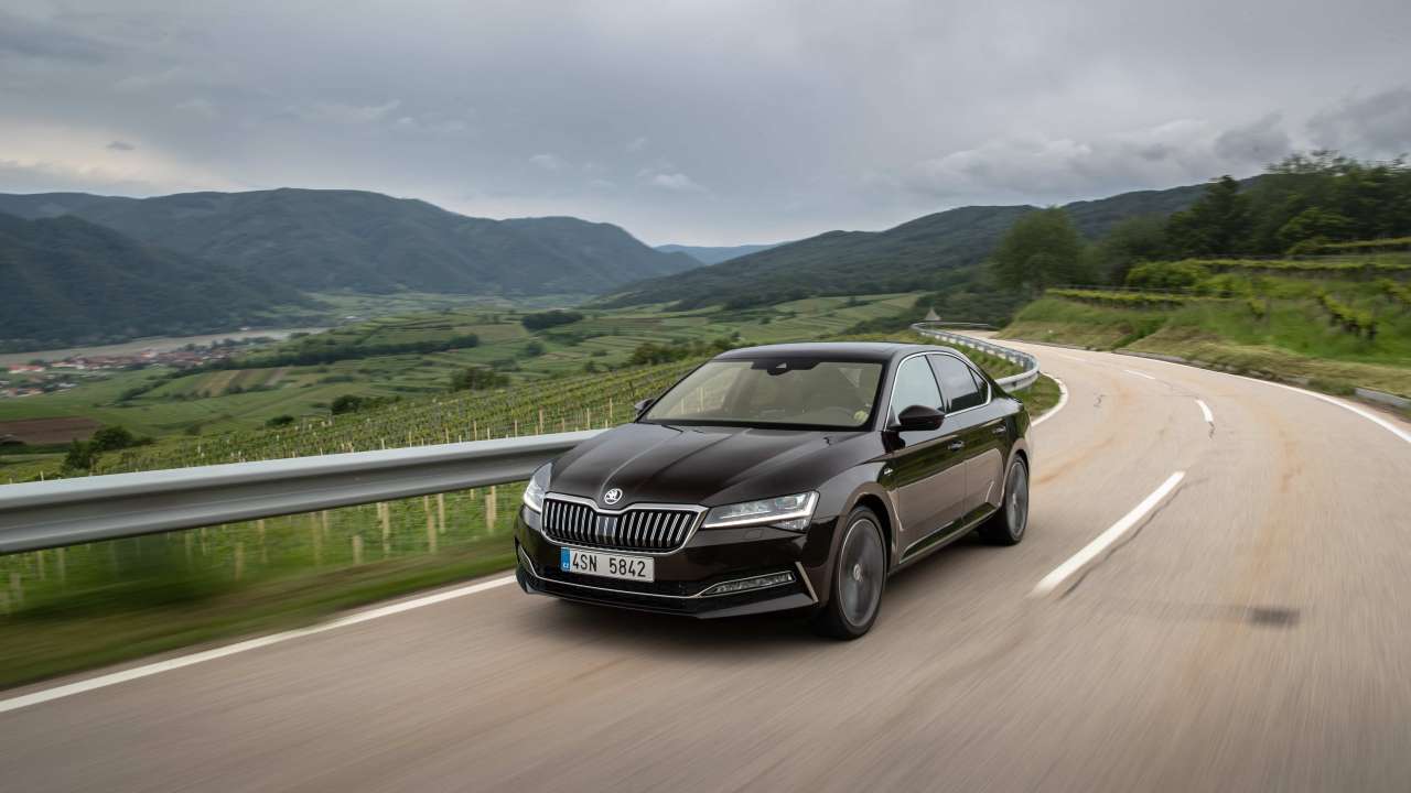 Škoda Superb: 25 lat komfortu, przestronności i innowacji