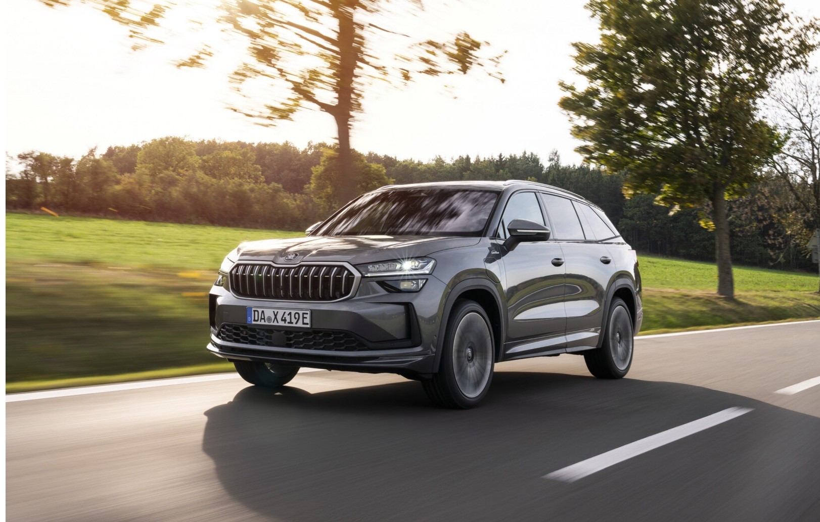 Škoda rozszerza gamę Kodiaqa o wersję Laurin & Klement i hybrydę plug-in o mocy 200 kW (272KM)