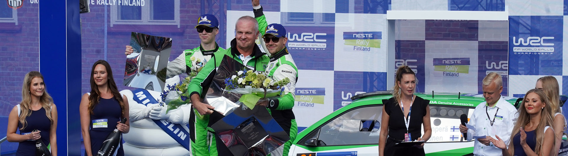 Rajd Finlandii: kierowca ŠKODY FABIA R5 evo, Kalle Rovanperä, zwyciężył w kategorii WRC 2 Pro na rodzimych trasach