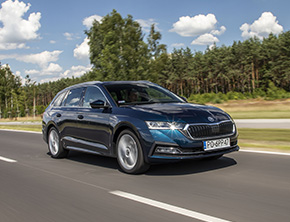 ŠKODA AUTO kończy pierwsze półrocze z zyskiem operacyjnym na poziomie 228 mln euro