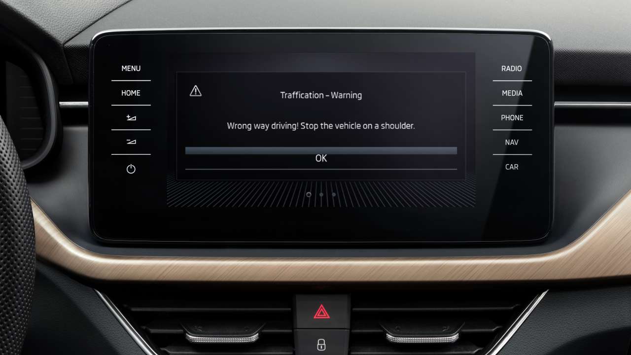 ŠKODA AUTO wprowadza innowacyjną aplikację Traffication do systemów Infotainment