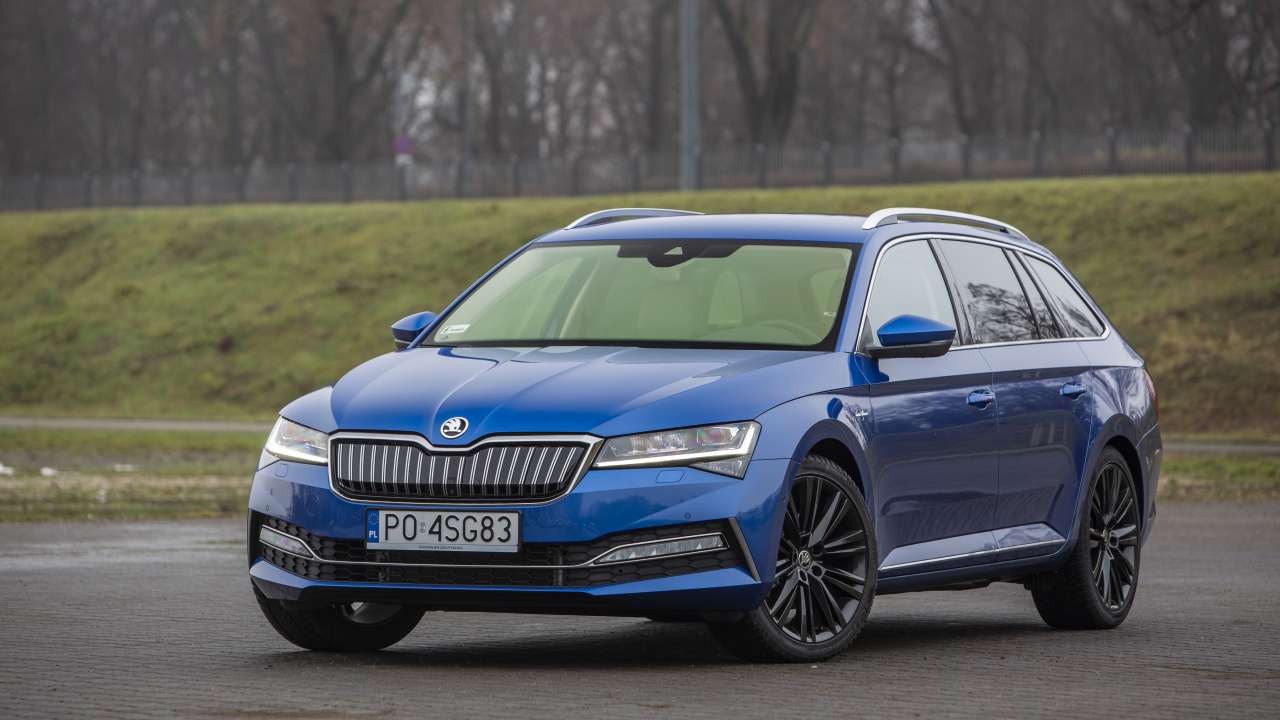 ŠKODA świętuje 20 urodziny modelu SUPERB