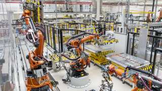 ŠKODA rozpoczyna produkcję systemów akumulatorów MEB skonstruowanych dla elektrycznych modeli Grupy Volkswagen