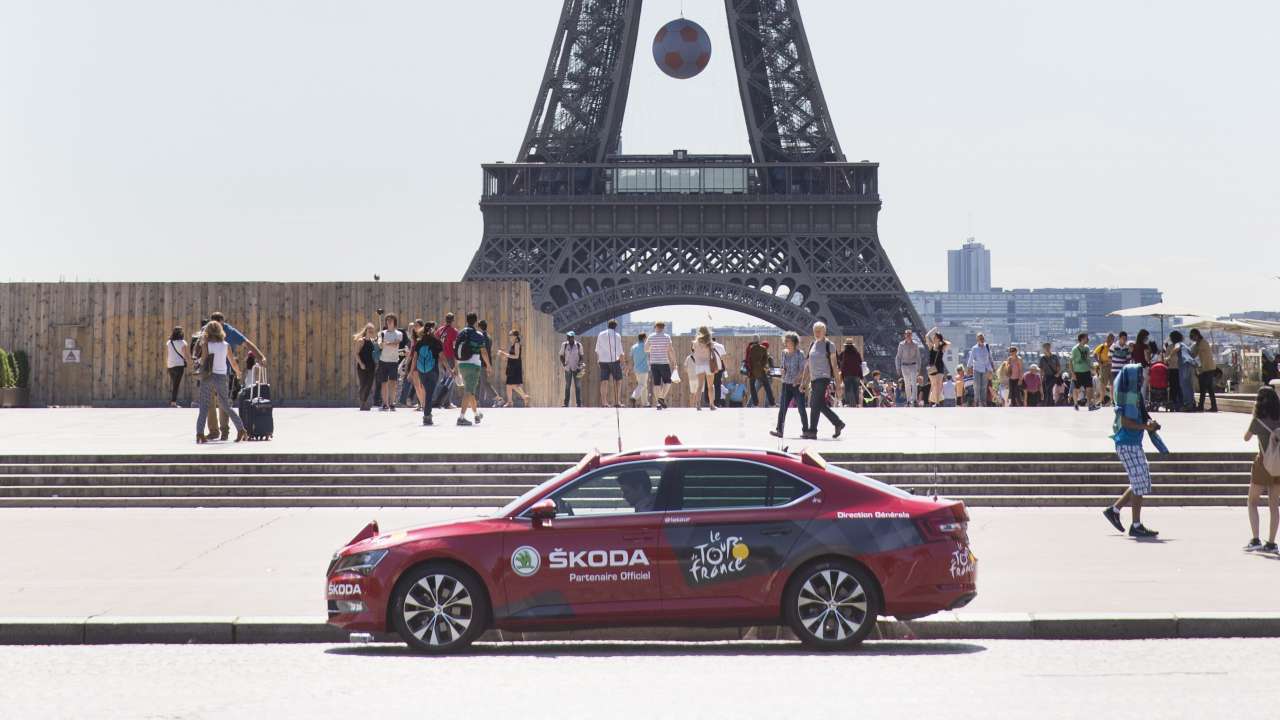 ŠKODA po raz 16. sponsoruje Tour de France pozostając głównym partnerem kolarskiego wyścigu