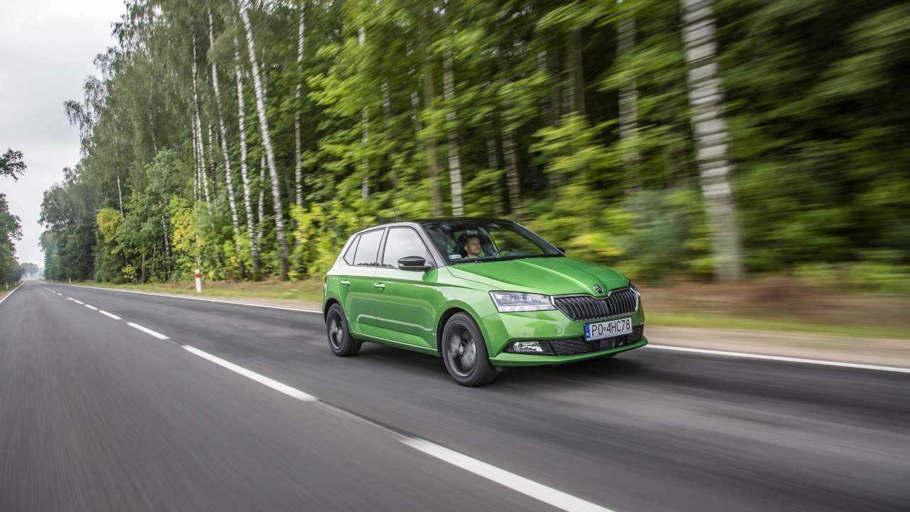 ŠKODA AUTO SAFETY: Na co zwrócić szczególną uwagę przy zakupie miejskiego samochodu?