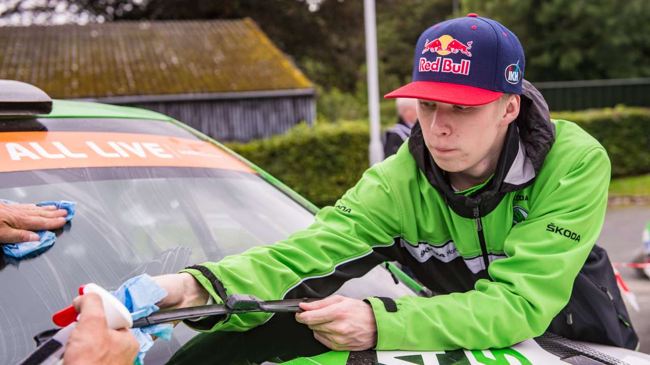 Rajd Wielkiej Brytanii: Kalle Rovanperä i Jonne Halttunen z mistrzowskim tytułem w kategorii WRC 2 Pro