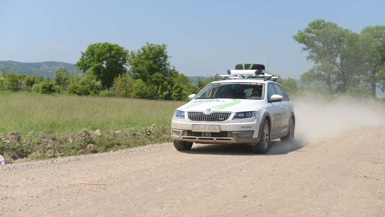 ŠKODA Euro Trek 2016