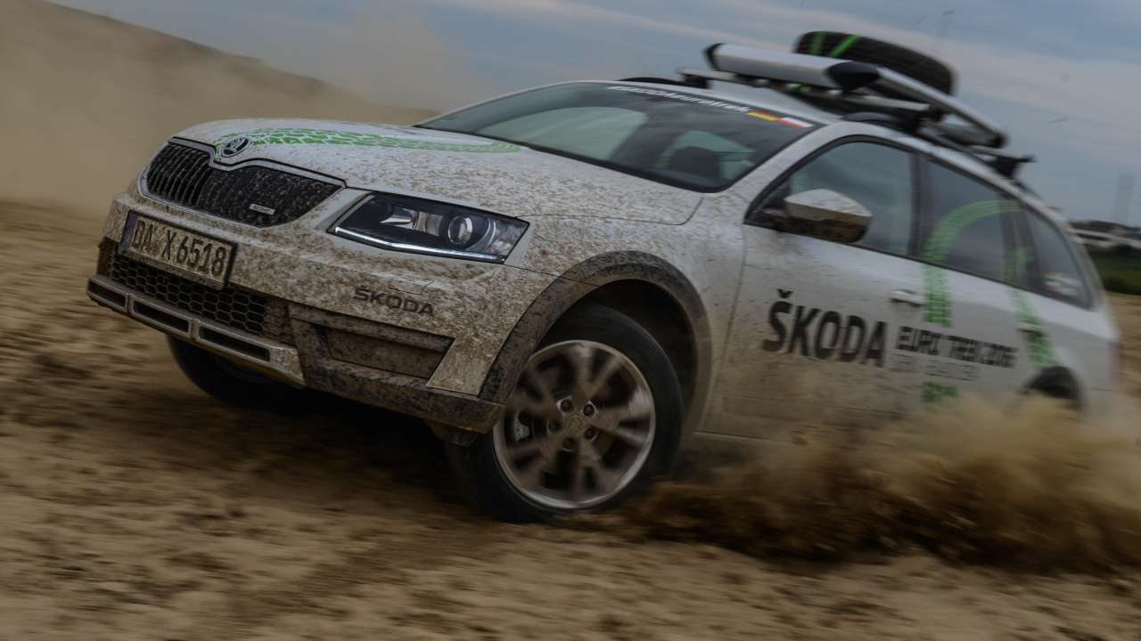 ŠKODA Euro Trek 2016