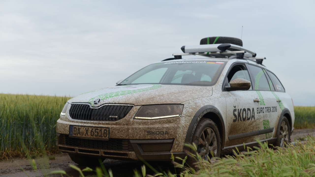 ŠKODA Euro Trek 2016