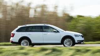ŠKODA OCTAVIA Scout