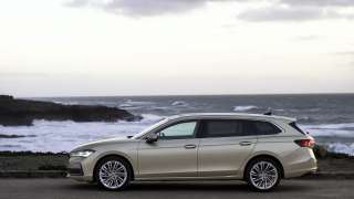 Nowa Škoda Superb Combi