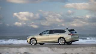 Nowa Škoda Superb Combi