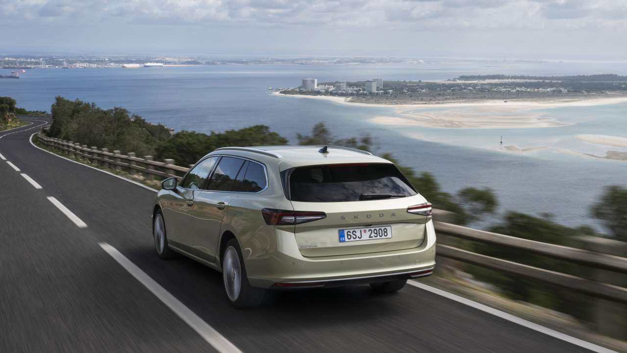 Nowa Škoda Superb Combi
