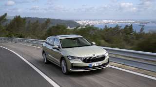 Nowa Škoda Superb Combi