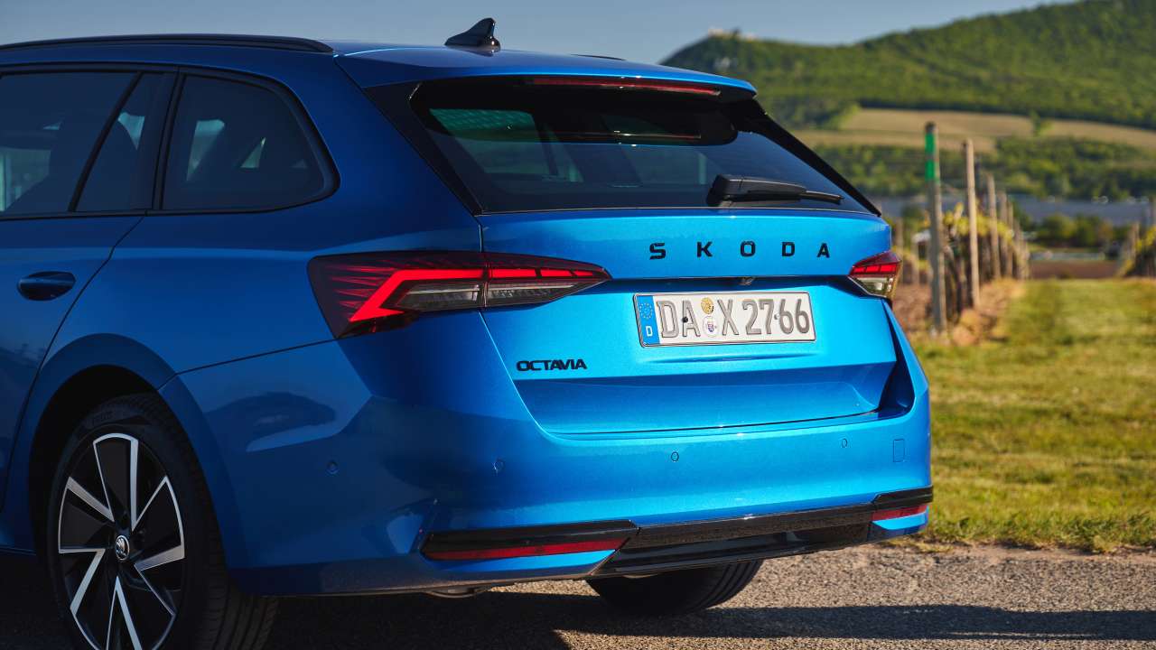 Nowa Skoda Octavia FL