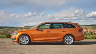 Nowa Skoda Octavia FL