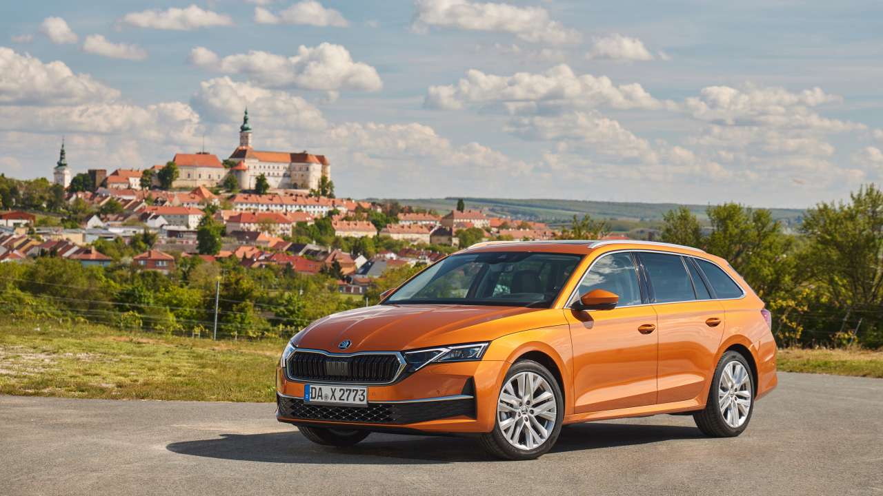 Nowa Skoda Octavia FL