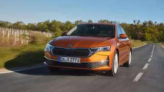 Nowa Skoda Octavia FL