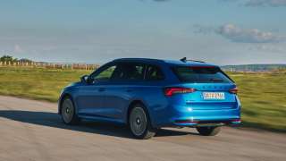 Nowa Skoda Octavia FL