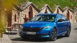 Nowa Skoda Octavia FL