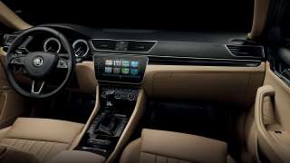 ŠKODA SUPERB z nowym wyposażeniem