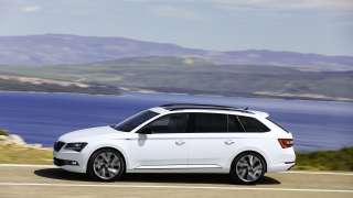 SUPERB Combi SportLine