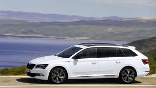 SUPERB Combi SportLine