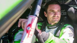 Załogi ŠKODA Motorsport triumfują w kategorii WRC 2 Pro na mecie Rajdu Sardynii