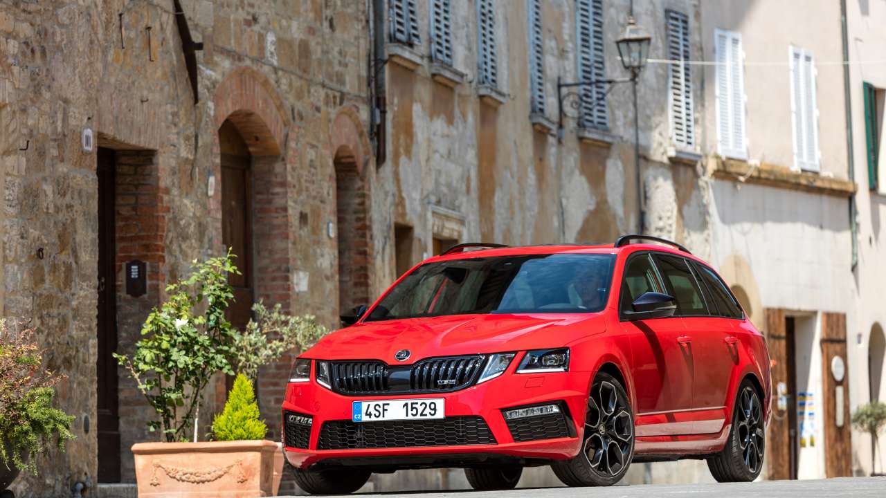 ŠKODA OCTAVIA RS 245