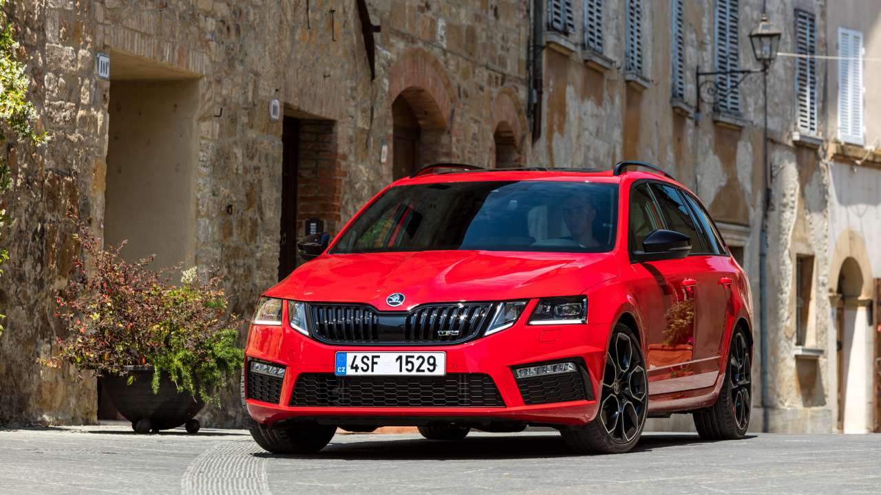 ŠKODA OCTAVIA RS 245
