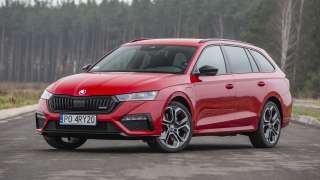Nowa Octavia Combi RS iV (Phev)