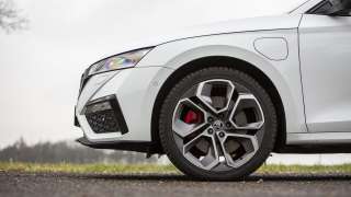 OCTAVIA RS iV PO4SG98