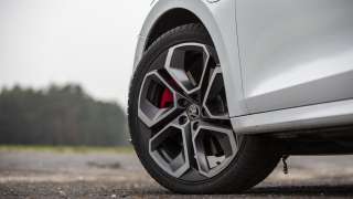 OCTAVIA RS iV PO4SG98