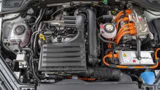OCTAVIA RS iV PO4SG98