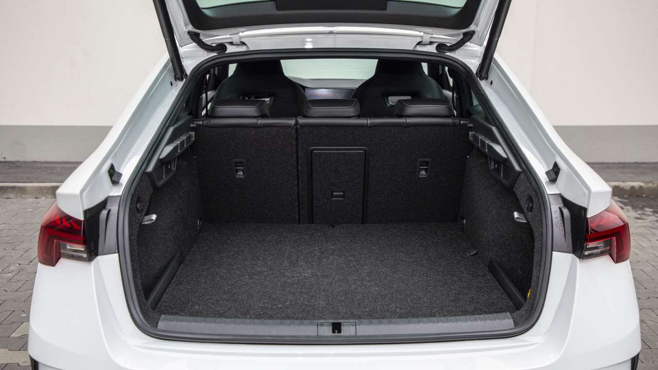 OCTAVIA RS iV PO4SG98