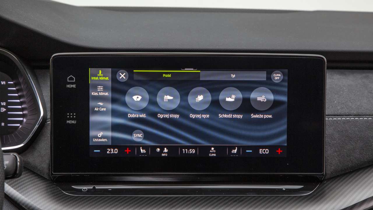 OCTAVIA RS iV PO4SG98